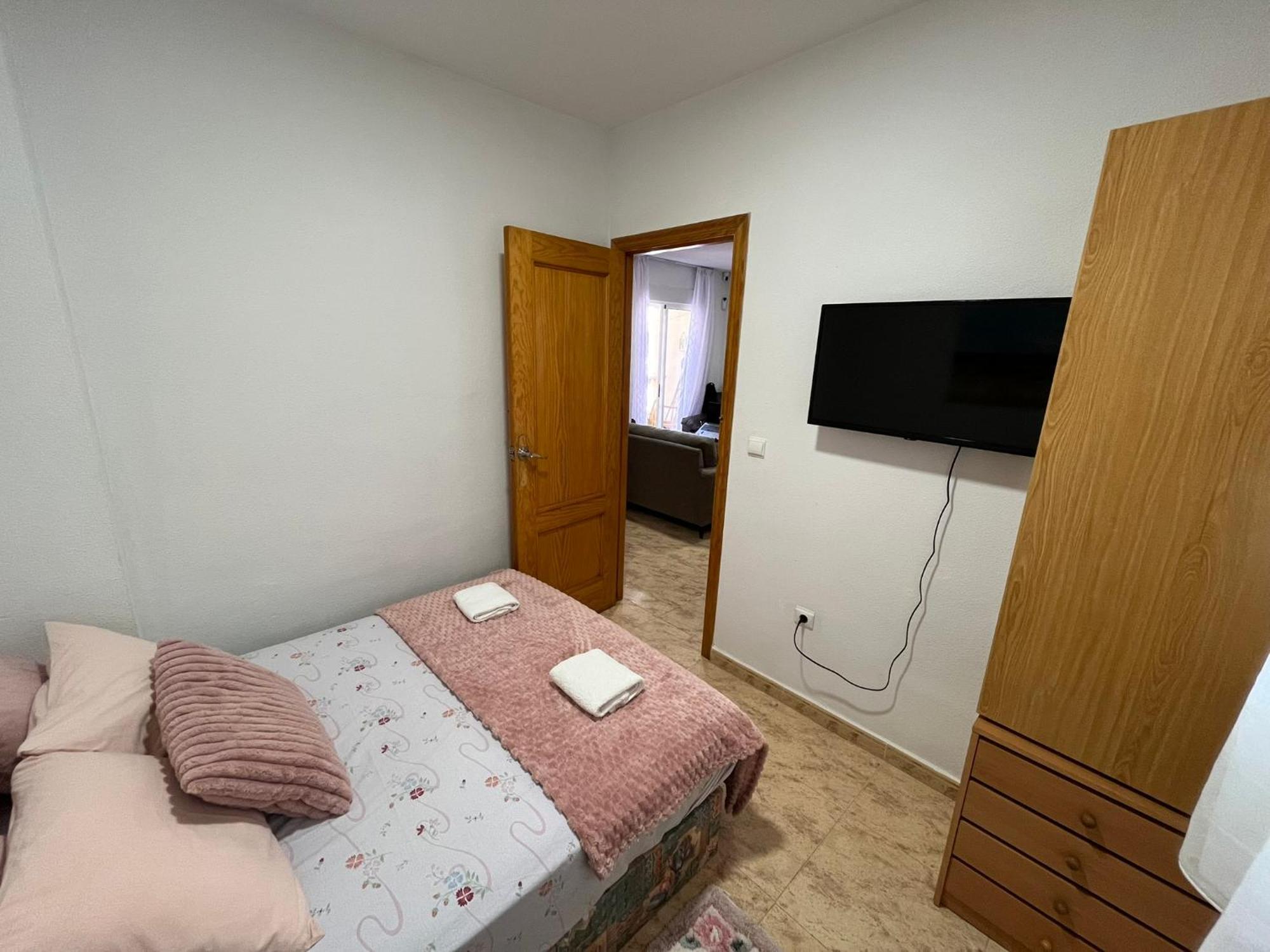 Apartamento Compartido - Solo El Dormitorio Es Privado Torrevieja Exterior foto
